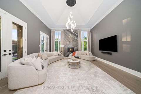 Photo 19 at 32 James Stokes Court, King City, King