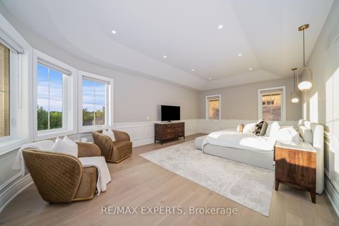 Photo 22 at 32 James Stokes Court, King City, King