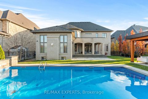 Photo 38 at 32 James Stokes Court, King City, King