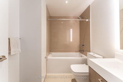 Photo 12 at 3709 - 1 Yorkville Avenue, Annex, Toronto