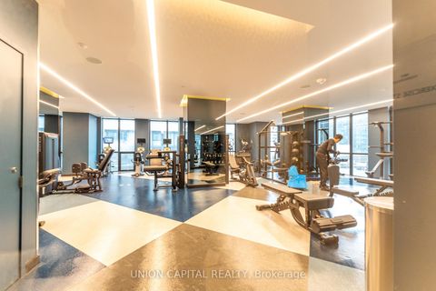 Photo 17 at 3709 - 1 Yorkville Avenue, Annex, Toronto