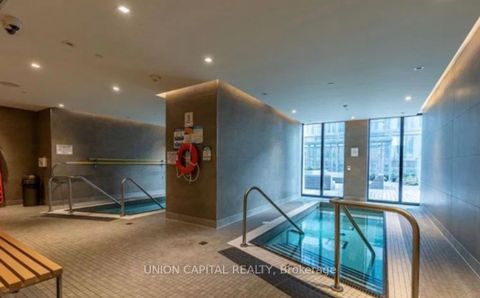 Photo 21 at 3709 - 1 Yorkville Avenue, Annex, Toronto