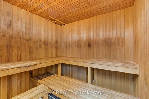 Photo 19 at 111 - 14924 Yonge Street, Aurora Highlands, Aurora