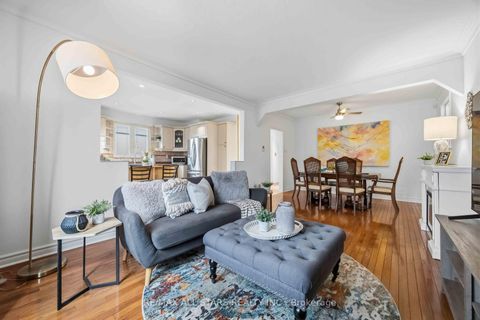 Photo 1 at 28 Hubert Avenue, Birchmount, Toronto