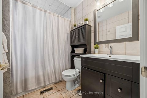 Photo 11 at 28 Hubert Avenue, Birchmount, Toronto