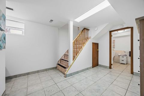 Photo 12 at 28 Hubert Avenue, Birchmount, Toronto