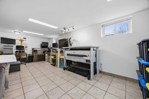 Photo 18 at 28 Hubert Avenue, Birchmount, Toronto