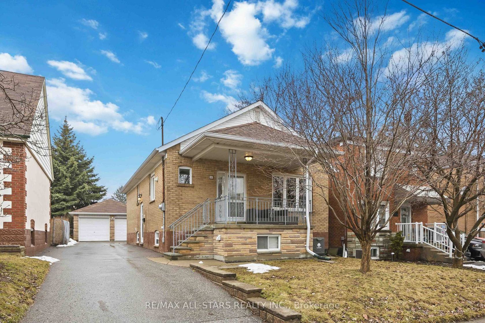 28 Hubert Avenue, Birchmount, Toronto 