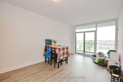Photo 1 at 407 - 10 Gatineau Drive, Beverley Glen, Vaughan
