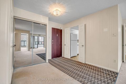 Photo 7 at 2005 - 33 Elmhurst Avenue, Westgate, Toronto