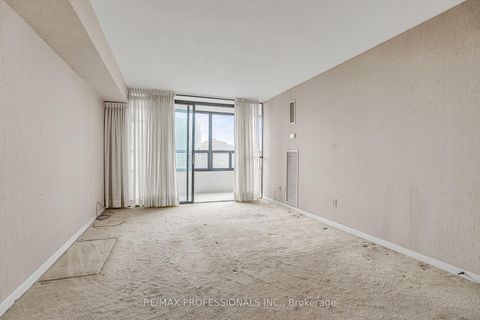 Photo 21 at 2005 - 33 Elmhurst Avenue, Westgate, Toronto