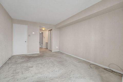 Photo 23 at 2005 - 33 Elmhurst Avenue, Westgate, Toronto