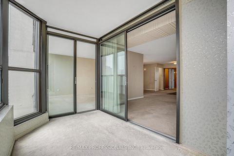 Photo 36 at 2005 - 33 Elmhurst Avenue, Westgate, Toronto