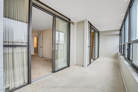 Photo 37 at 2005 - 33 Elmhurst Avenue, Westgate, Toronto