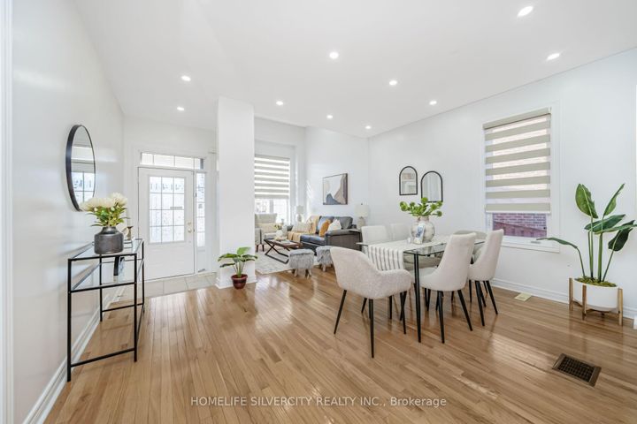 Photo 4 at 18 Finlayson Crescent, Wellington, Brampton