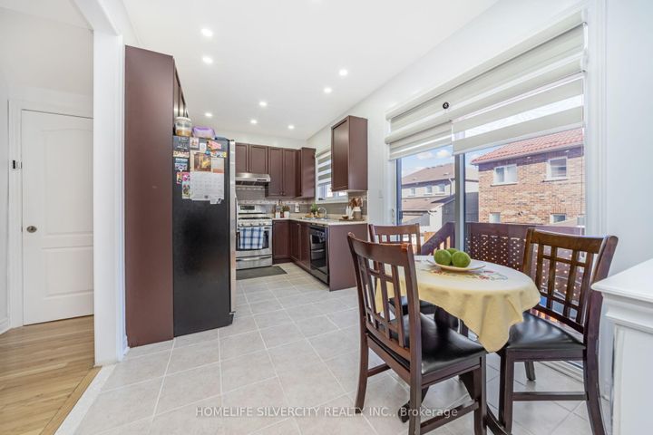 Photo 10 at 18 Finlayson Crescent, Wellington, Brampton