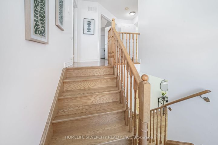 Photo 17 at 18 Finlayson Crescent, Wellington, Brampton