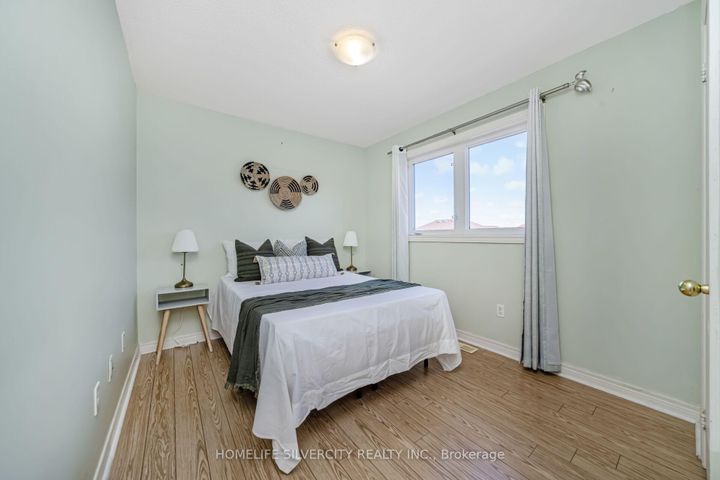 Photo 26 at 18 Finlayson Crescent, Wellington, Brampton