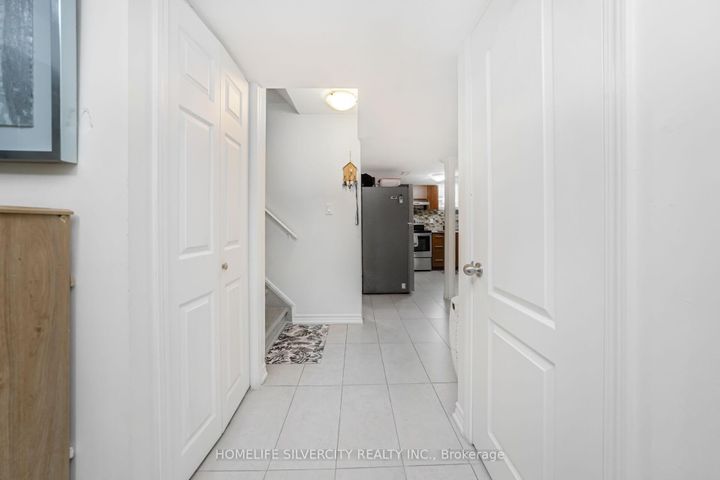 Photo 37 at 18 Finlayson Crescent, Wellington, Brampton