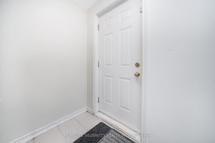 Photo 46 at 18 Finlayson Crescent, Wellington, Brampton