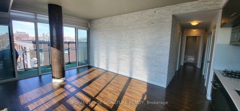 Photo 9 at 415 - 205 Manning Avenue, Bellwoods, Toronto