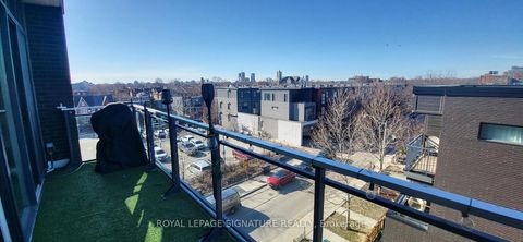 Photo 13 at 415 - 205 Manning Avenue, Bellwoods, Toronto