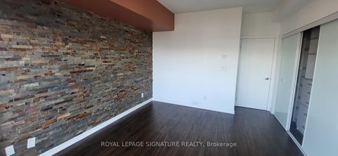 Photo 15 at 415 - 205 Manning Avenue, Bellwoods, Toronto