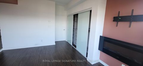 Photo 16 at 415 - 205 Manning Avenue, Bellwoods, Toronto