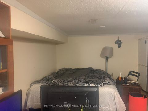 Photo 4 at 295 Old Weston Road, Pellam Park, Toronto