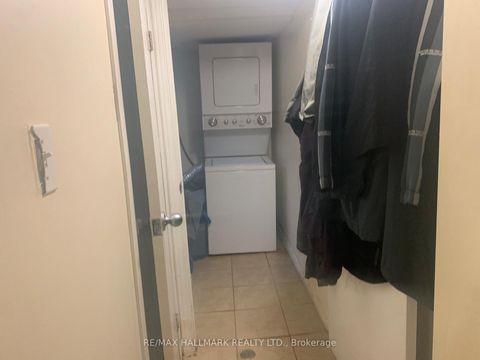 Photo 5 at 295 Old Weston Road, Pellam Park, Toronto