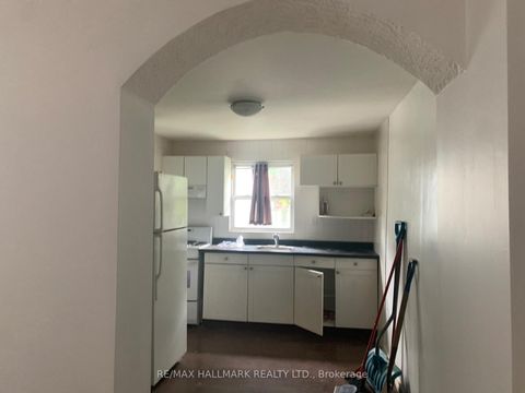 Photo 11 at 295 Old Weston Road, Pellam Park, Toronto