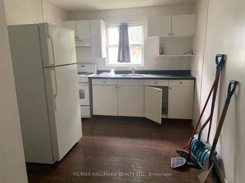 Photo 12 at 295 Old Weston Road, Pellam Park, Toronto