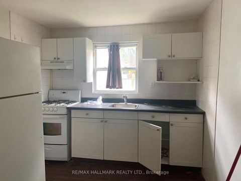 Photo 13 at 295 Old Weston Road, Pellam Park, Toronto