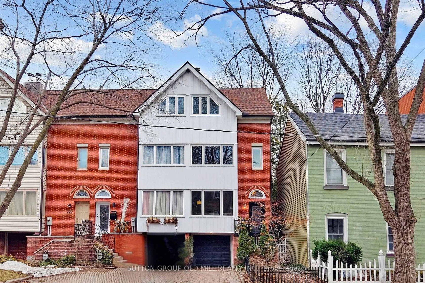 223 Berkeley Street, Moss Park, Toronto 