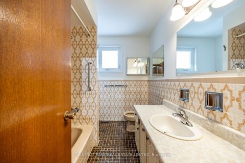 Photo 28 at 49 Woodville Avenue, Broadview North, Toronto