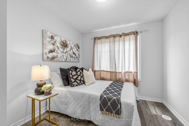 Photo 22 at 35 - 2500 Hill Rise Court, Windfields, Oshawa