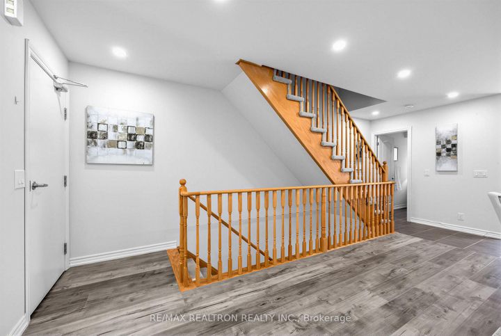 Photo 25 at 35 - 2500 Hill Rise Court, Windfields, Oshawa