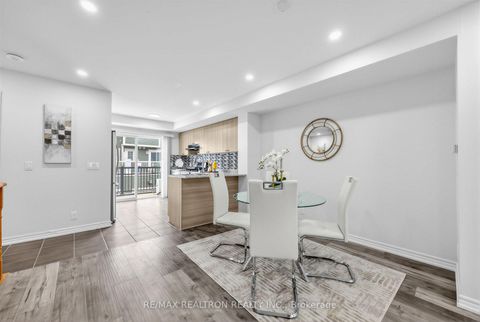 Photo 6 at 35 - 2500 Hill Rise Court, Windfields, Oshawa