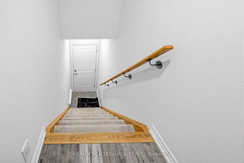 Photo 31 at 35 - 2500 Hill Rise Court, Windfields, Oshawa