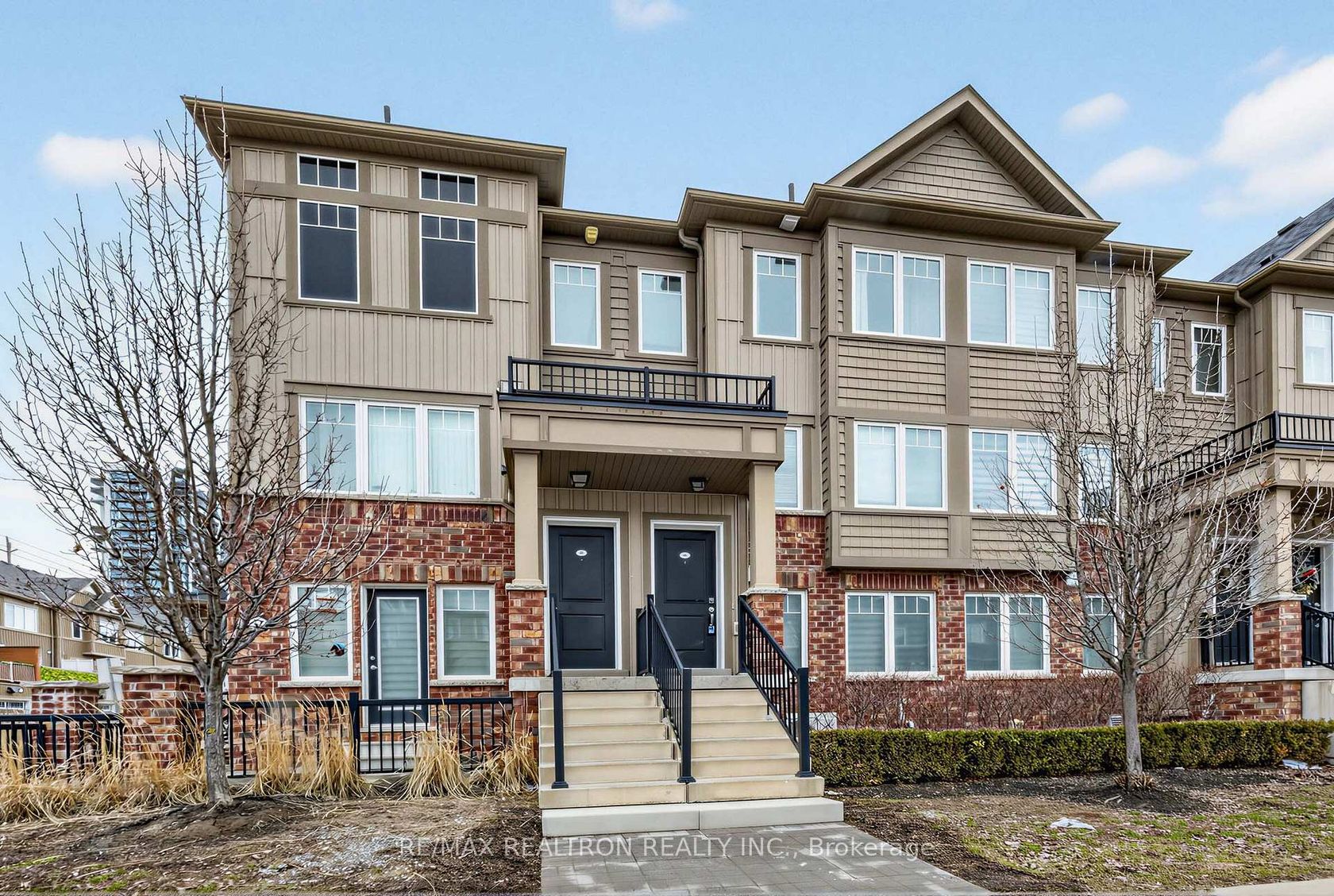 35 - 2500 Hill Rise Court, Windfields, Oshawa 