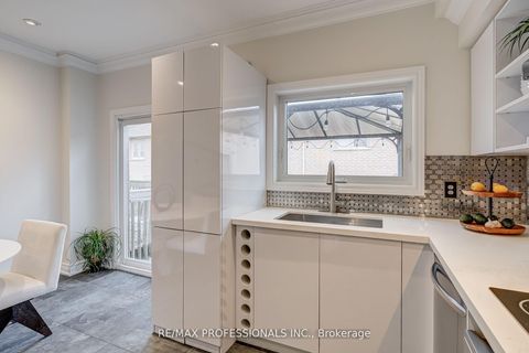 Photo 12 at 105 Harbourview Crescent, Mimico, Toronto
