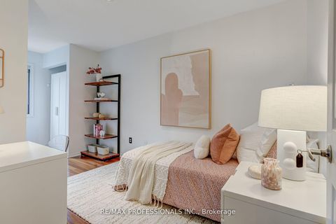 Photo 23 at 105 Harbourview Crescent, Mimico, Toronto