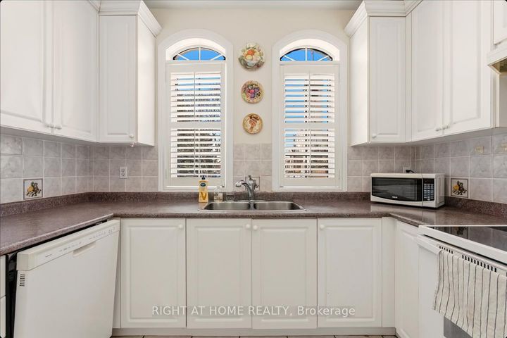 Photo 24 at 108 Saint Francis Avenue, Vellore Village, Vaughan