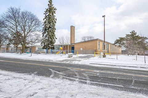 Photo 2 at 256 Centennial Road, Centennial Scarborough, Toronto