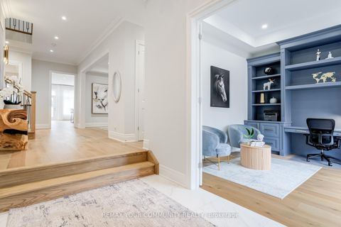 Photo 1 at 9 Casavant Court, Patterson, Vaughan