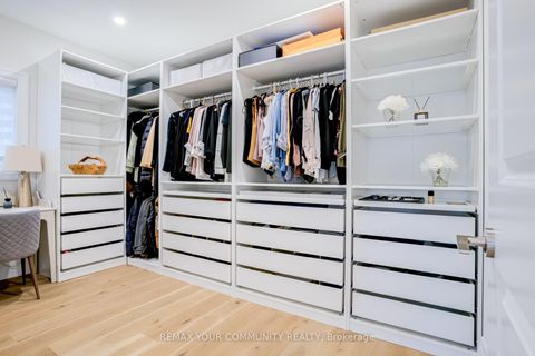 Photo 29 at 9 Casavant Court, Patterson, Vaughan