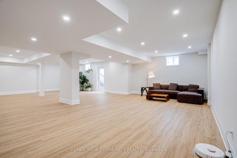 Photo 42 at 9 Casavant Court, Patterson, Vaughan