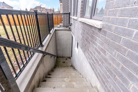 Photo 45 at 9 Casavant Court, Patterson, Vaughan