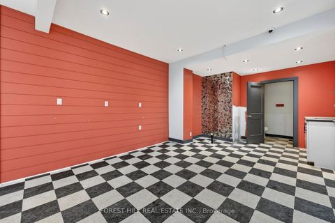 Photo 9 at 89 Toronto Street, City Centre, Barrie