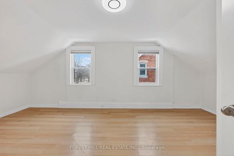 Photo 25 at 89 Toronto Street, City Centre, Barrie